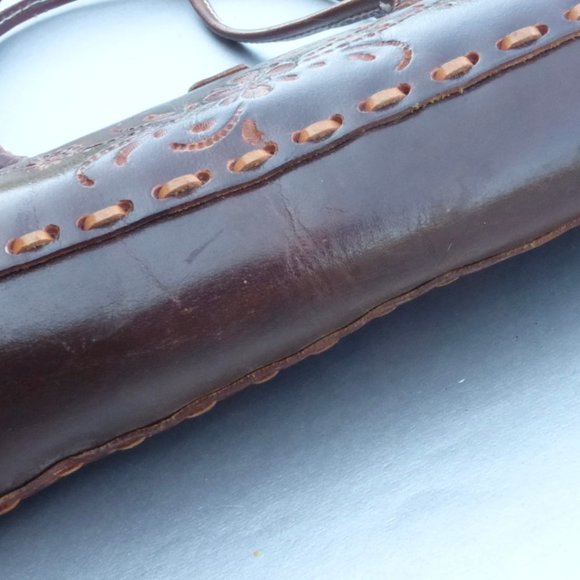 Tooled Floral Authentic Brown Leather Shoulder Bag - Picture 4 of 16